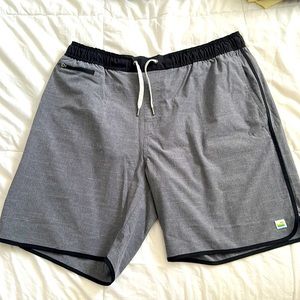 Vuori Banks shorts XL